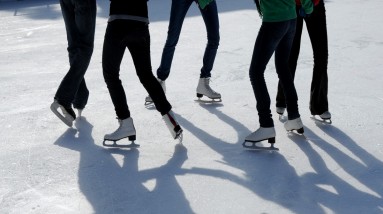 Eisläuferinnen und Eisläufer